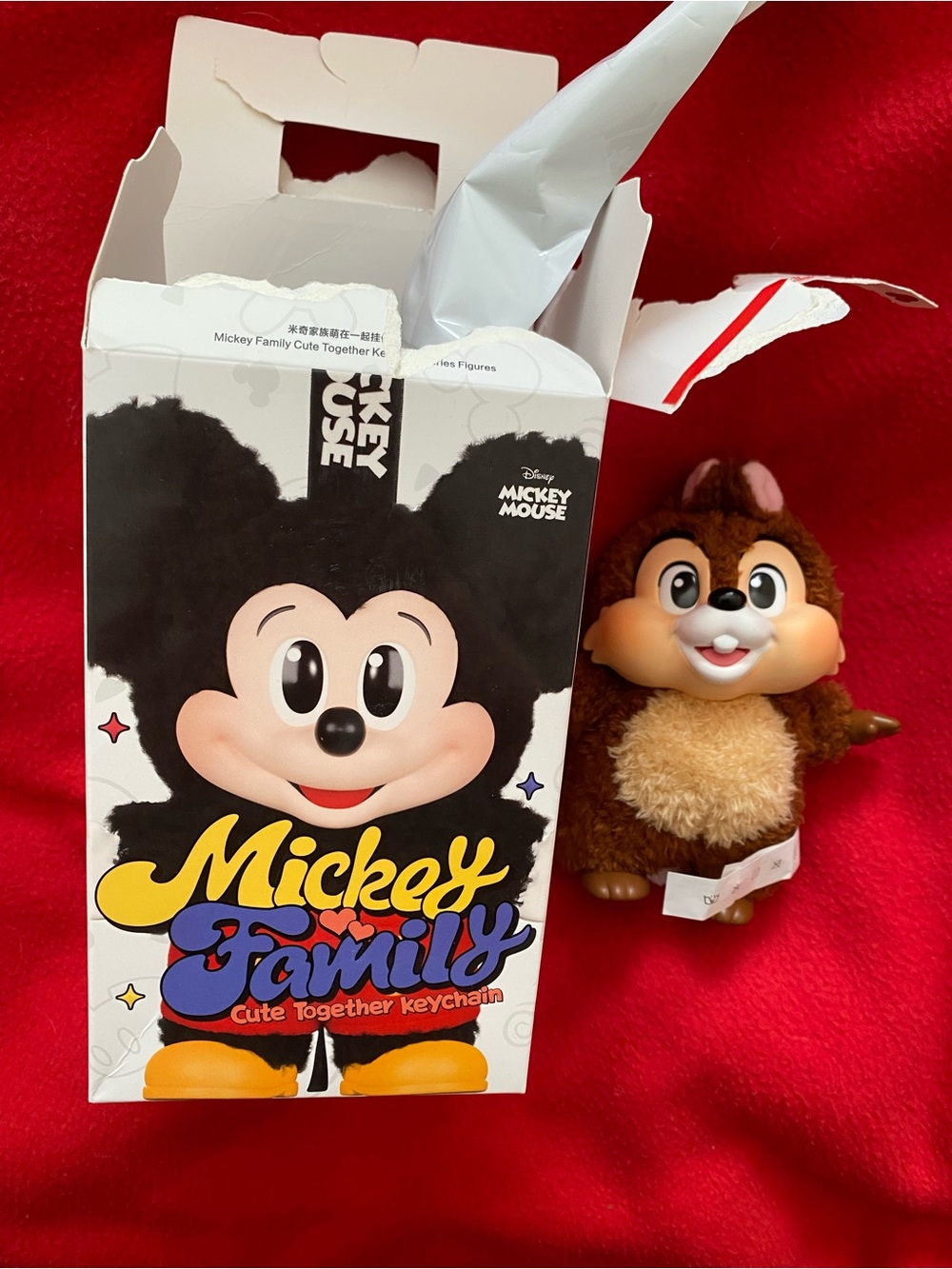 mickey family cute together keychain series figures Pop Mart- Chip